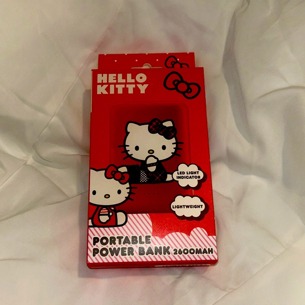 Hello kitty portable charger power bank